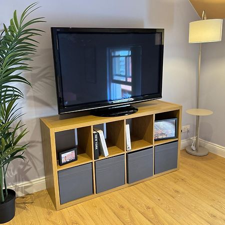 Group Bookings: Up To 30 Guests Across 5 Spacious Flats! Keyless Access Free Wifi & Parking Бирмингам Екстериор снимка