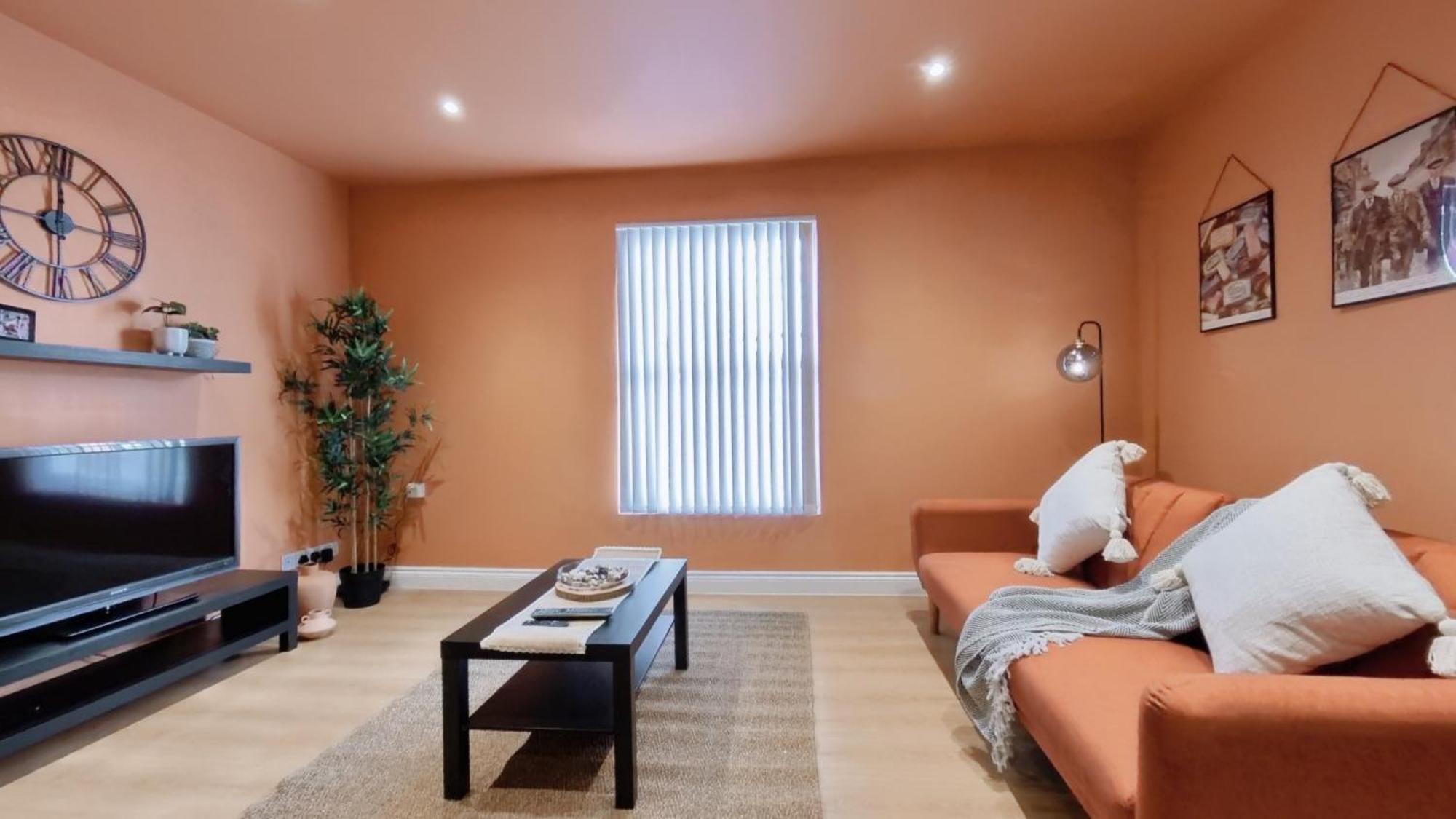 Group Bookings: Up To 30 Guests Across 5 Spacious Flats! Keyless Access Free Wifi & Parking Бирмингам Екстериор снимка