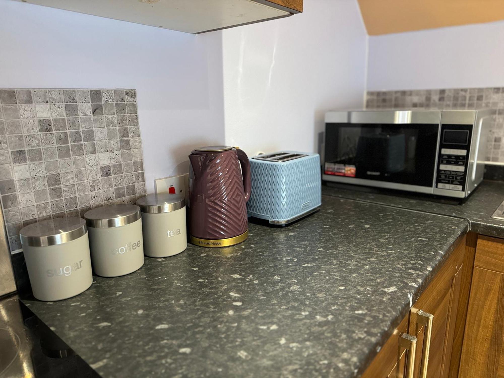 Group Bookings: Up To 30 Guests Across 5 Spacious Flats! Keyless Access Free Wifi & Parking Бирмингам Екстериор снимка